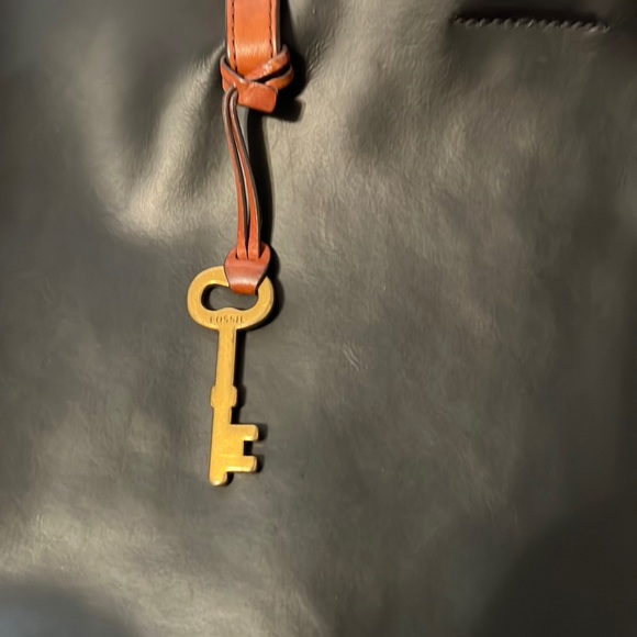 Fossil black tote - Picture 2 of 8